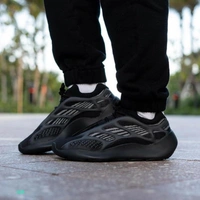 Adidas Yeezy Black 700 V3 Glow In Dark - 45