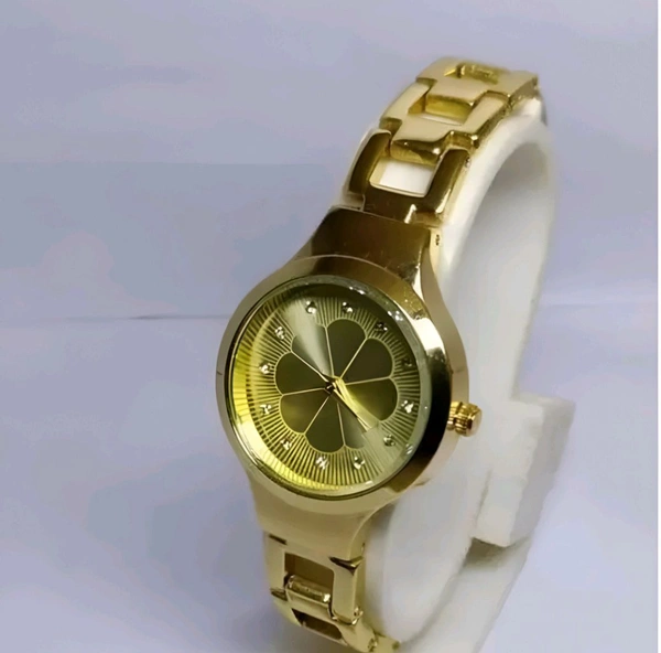 LUXE LEGACY Ladies Watch - gold