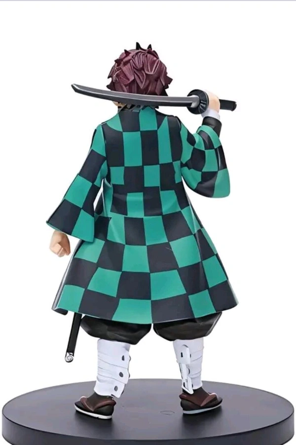 Itachi High Quality Standing 15cm Action Figure . With Premium Looks 