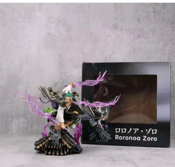 One Piece Roronoa Very Premium Quality Action Figure In Doobs Pose . 