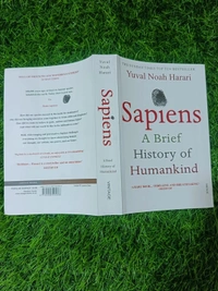 Sapiens by Yuval Noah Harari: A Brief History of Humanity Explored
