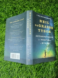 Astrophysics for People in a Hurry by Neil deGrasse Tyson – Simplified Guide to Universe, Space, and Cosmology