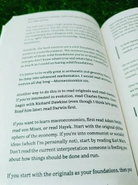 The Almanack of Naval Ravikant by Eric Jorgenson – Wealth, Happiness, Life Lessons, and Mental Clarity Guide