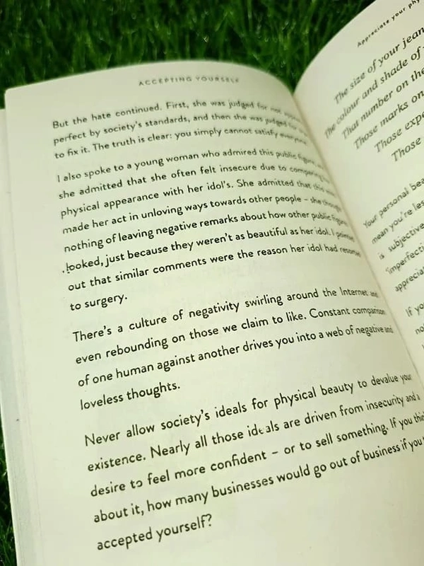 Good Vibes, Good Life by Vex King – Positive Thinking, Self-Love, Healing, Manifestation, and Life Transformation Guide