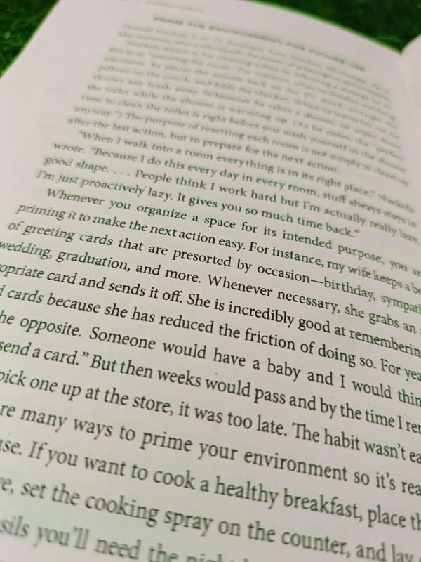 Atomic Habits by James Clear | Habit Building Book, Productivity Mastery, Personal Growth Bestseller