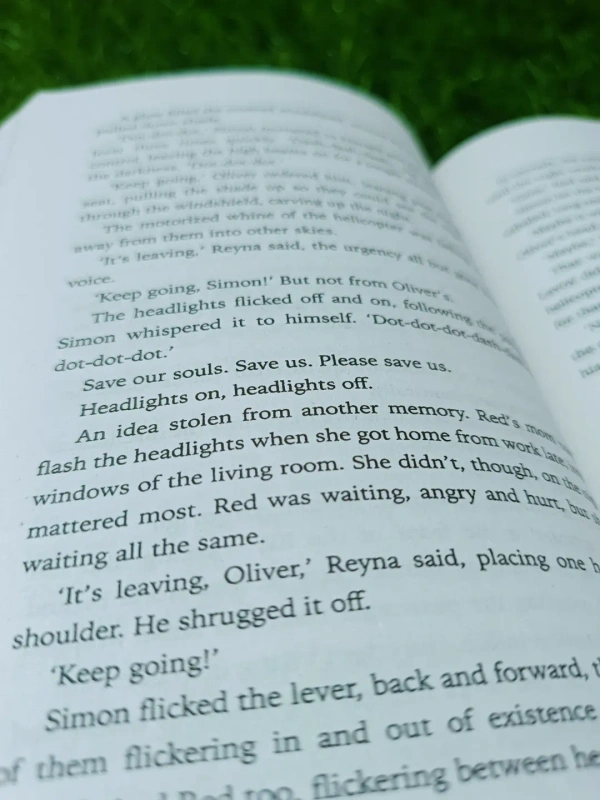 Five Survive By Holly Jackson | Survival Thriller, Teen Mystery, Locked Room Suspense, Bestseller YA Book