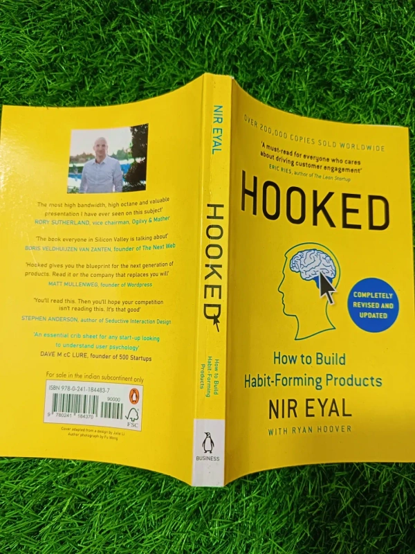Hooked by Nir Eyal | Behavioral Design Book, Product Development Strategy, Tech & Startup Bestseller