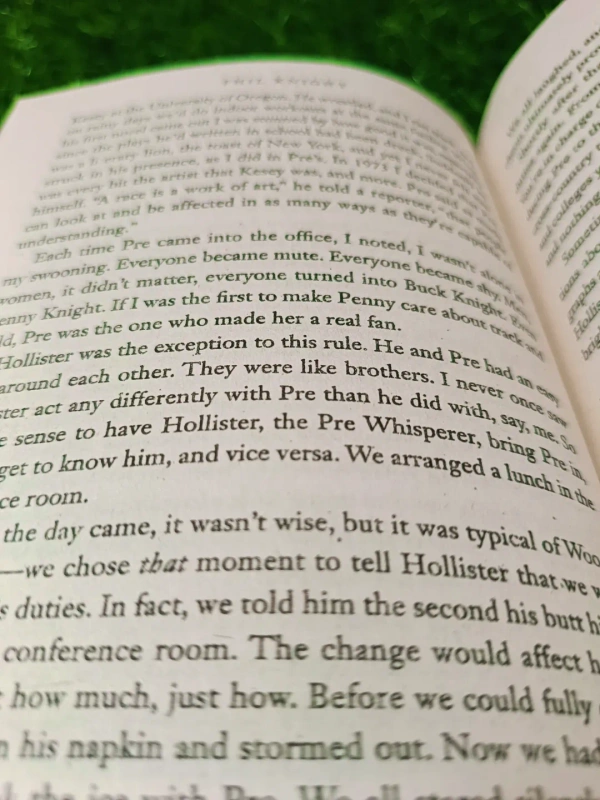 Shoe Dog by Phil Knight | Nike Founder Story, Entrepreneur Memoir, Startup Journey Bestseller