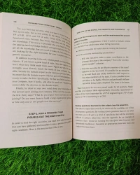 The Hard Thing About Hard Things by Ben Horowitz | Business Challenges Book, Startup Leadership Lessons, Entrepreneurial Bestseller