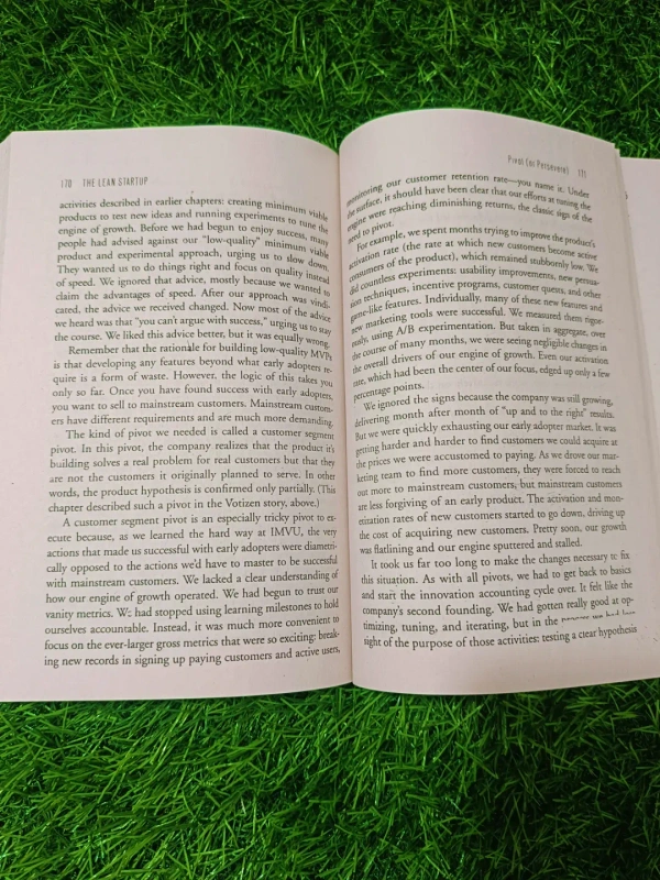 The Lean Startup by Eric Ries | Startup Business Book, Entrepreneur Growth Strategy, Innovation and Scaling Bestseller