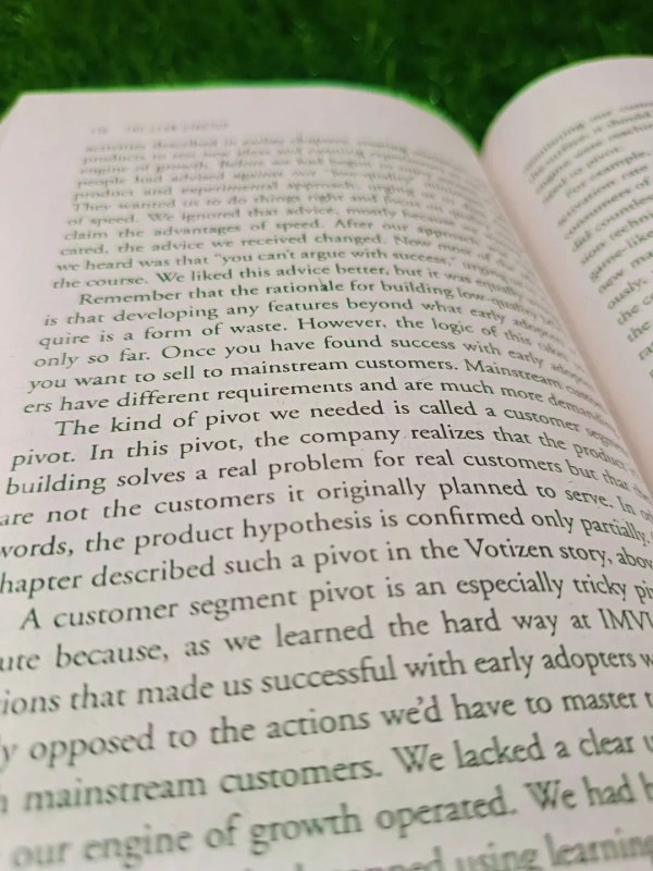 The Lean Startup by Eric Ries | Startup Business Book, Entrepreneur Growth Strategy, Innovation and Scaling Bestseller