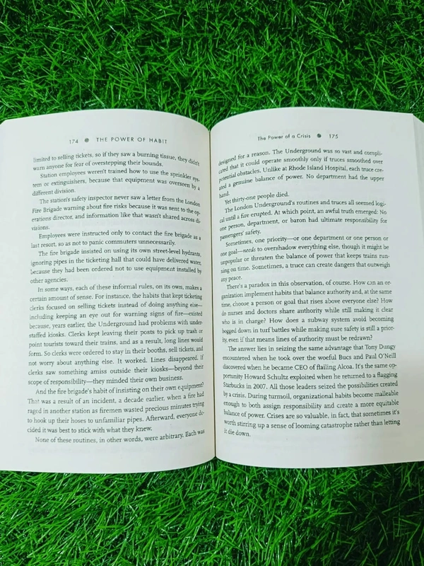 The Power of Habit by Charles Duhigg | Habit Formation Guide, Science of Habits Book, Personal Change Bestseller