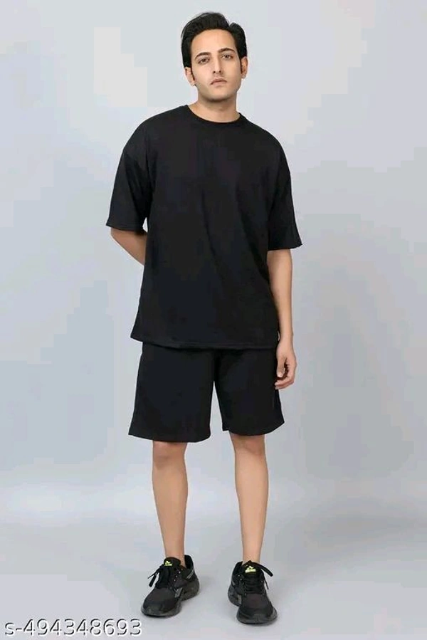 Cotton Blend Men Cotton Blend Oversize Tshirts*
Fabric: Cotton Blend
Sleeve Length: Short Sleeves
Pattern: Solid
Net Quantity (N): 1
Sizes:
M (Chest Size: 21 in, Length Size: 27.5 in) 
L (Chest Size: 22 in, Length Size: 28 in) 
XL (Chest Size: 23 in, Length Size: 28.5 in)  - Black, XL