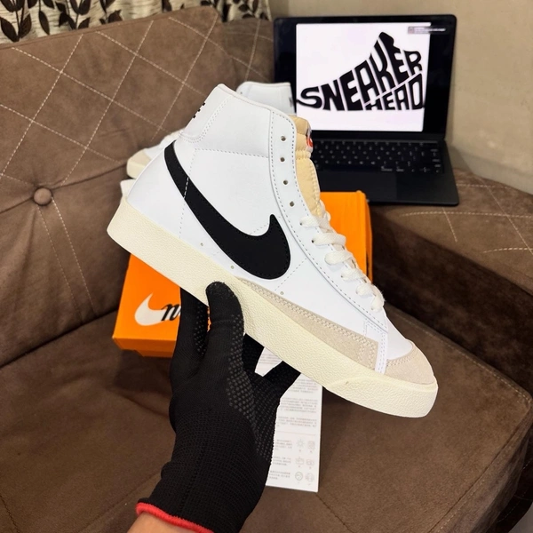 Nikee Blazer High Top 