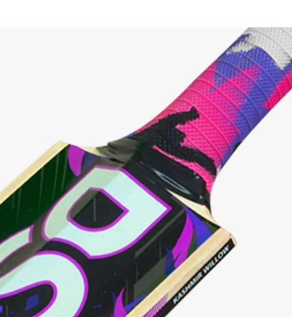 DSC BAT CAN Handle (For Cricket Bat 🏏) 1pis 1200rs