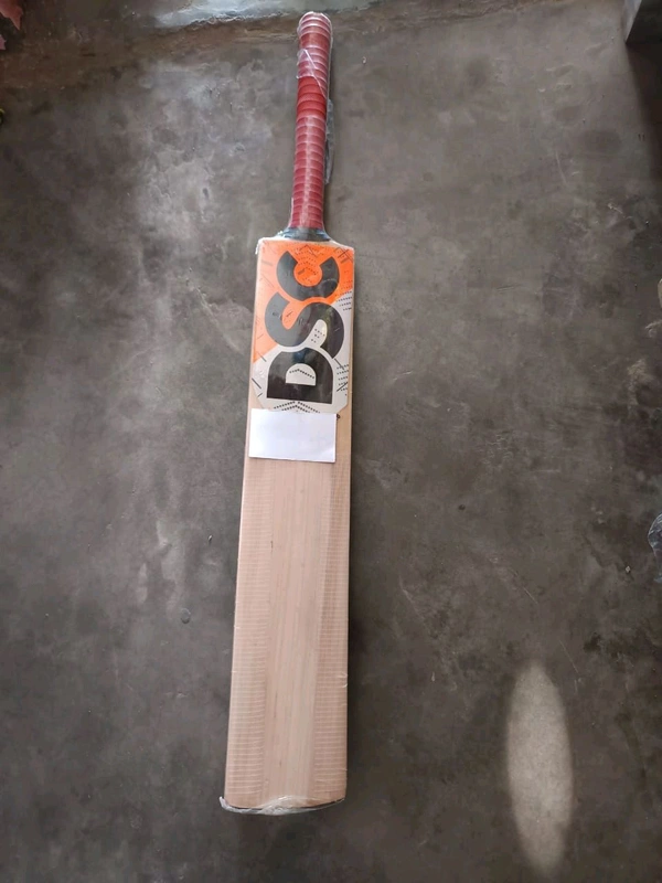 DSC BAT CAN Handle (For Cricket Bat 🏏) 1pis 1200rs