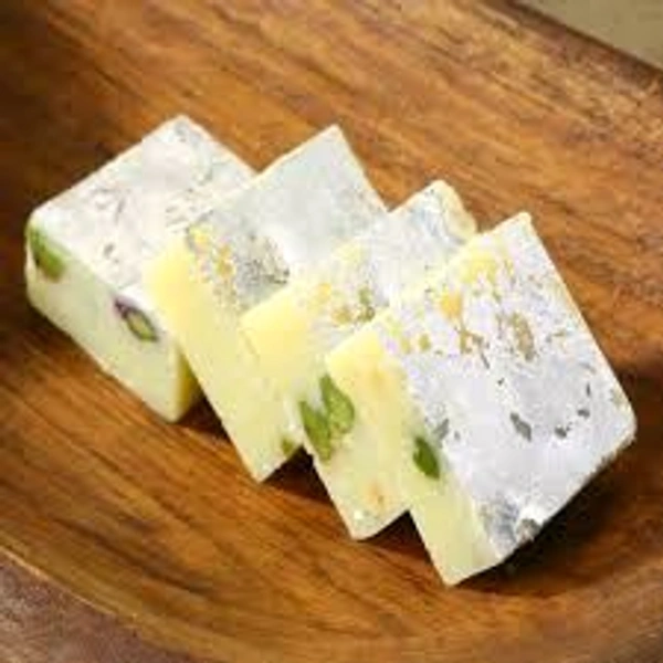 Barfi Best Sweet 🧁 (250g) 75 Rs
