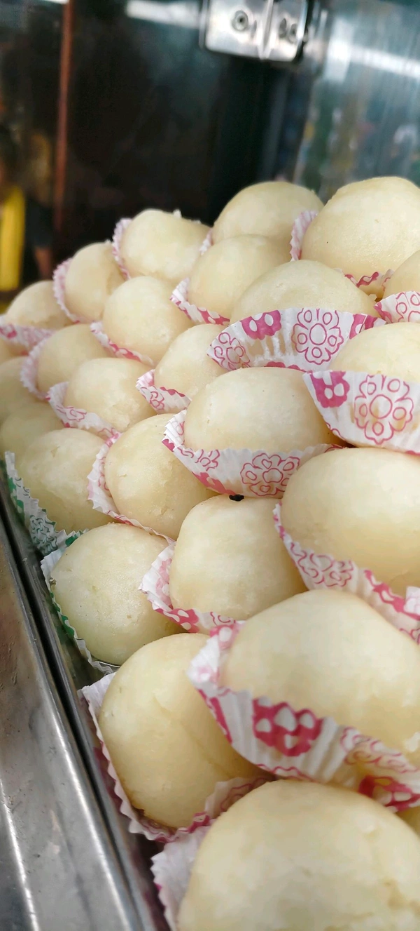 रसगुल्ला Rasgula White (1kg) 200rs