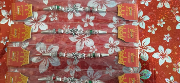 Rakhi Green Flower