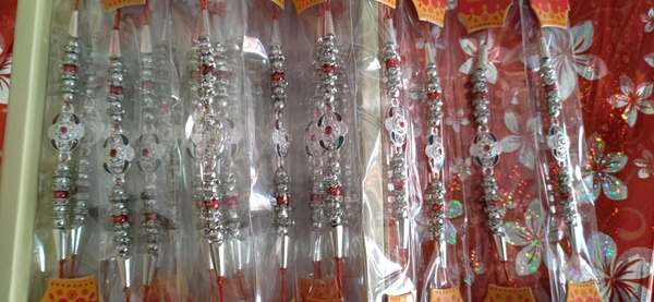 Best Quality Stone राखी 