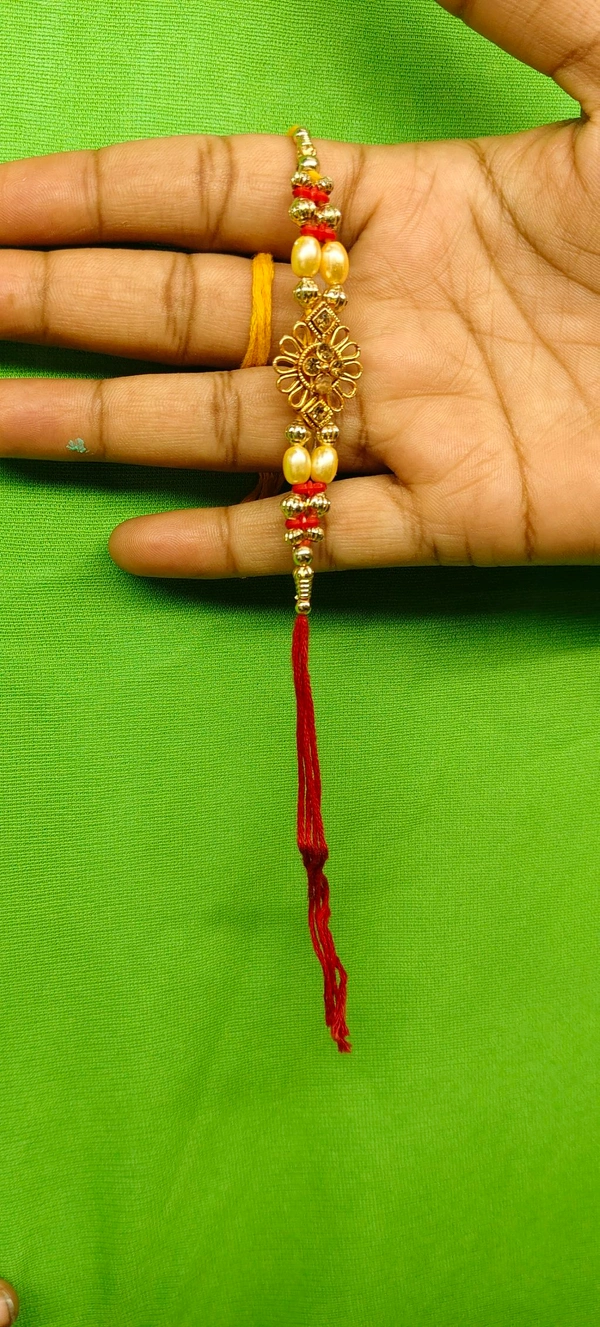 Butiful Rakhi 