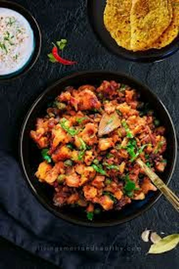 Gobhi Matar Tomato 