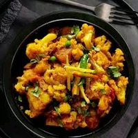 Gobhi Matar Tomato 