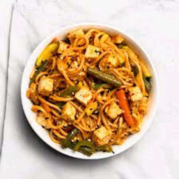 Noodles Paneer 