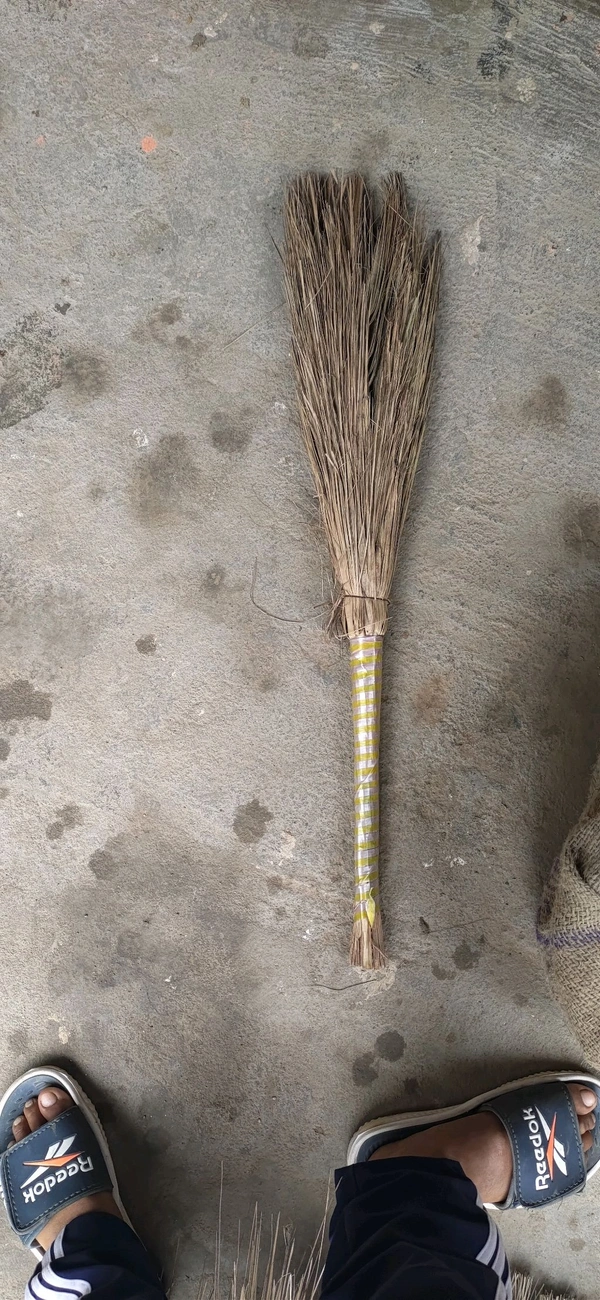 Khajur Jhadu
