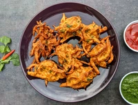 प्याज पकोडा (6 PC.)