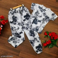 Dapper.Duds.woman set print  crop and pant stylish summer
Name: Dapper.Duds.woman set print  crop and pant stylish summer
Top Fabric: Cotton Blend
Bottom Fabric: Cotton Blend
Sleeve Length: Short Sleeves
Net Quantity (N): 1 - L