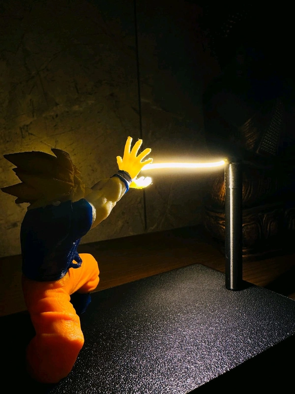 GOKU LAMP.