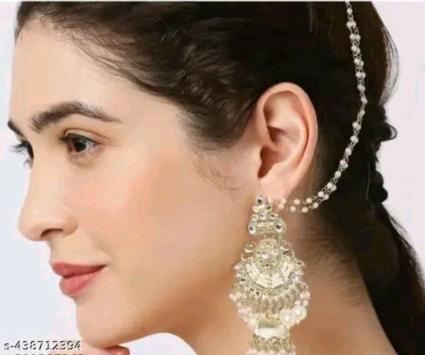 Jumka ,WOMENS NEW RAJSTHANI SISFULL WITH MAGTIKA AND JUMKKA  SET
Name: WOMENS NEW RAJSTHANI SISFULL WITH MAGTIKA AND JUMKKA  SET
Base Metal: Alloy
Plating: Gold Plated
Stone Type: Pearls
Sizing: Adjustable
Type: Maangtika and Earrings
Net Quantity (N): 1
Jhumka Earrings For Women girls Traditional Temple Jewellery for woman
Jhumki Earrings  - Free