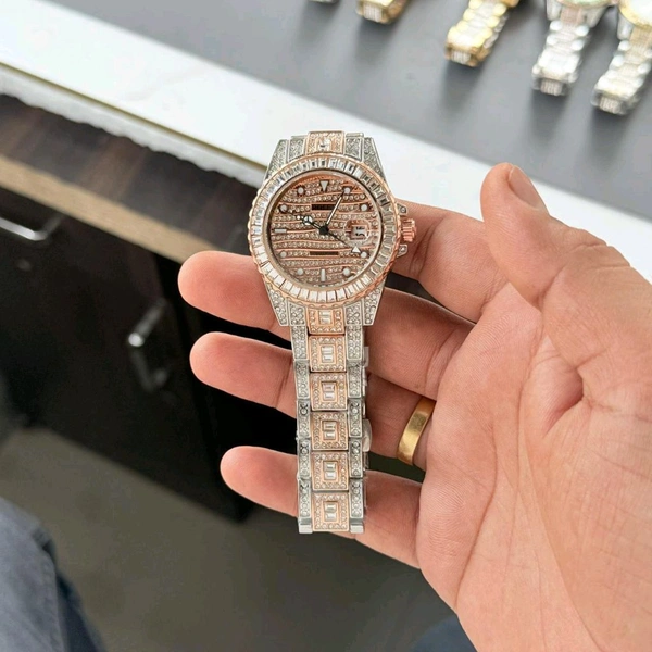 ROLEX DIAMOND WATCH.                                              WHATSAPP FOR COLOUR  - Bridal Heath, Unisex