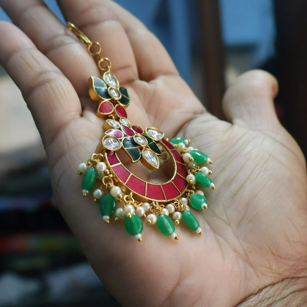 Exquisite Traditional Maang Tikka