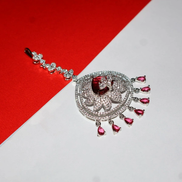 Sparkling Bridal Maang Tikka