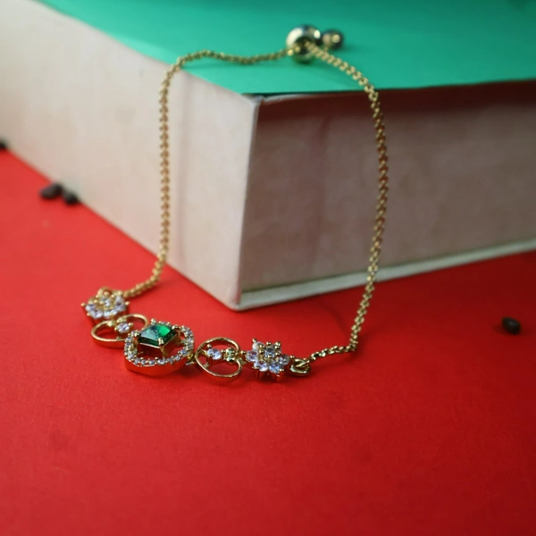Exquisite Emerald & Zircon Bracelet
