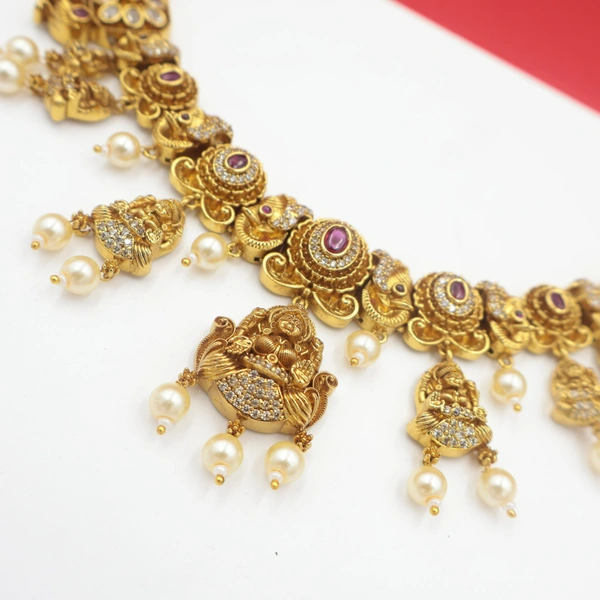 TEMPLE THEME NECKLACE SETT