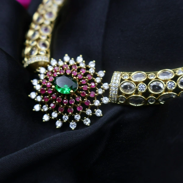 Ruby-Embraced Emerald Kundan Necklace Set