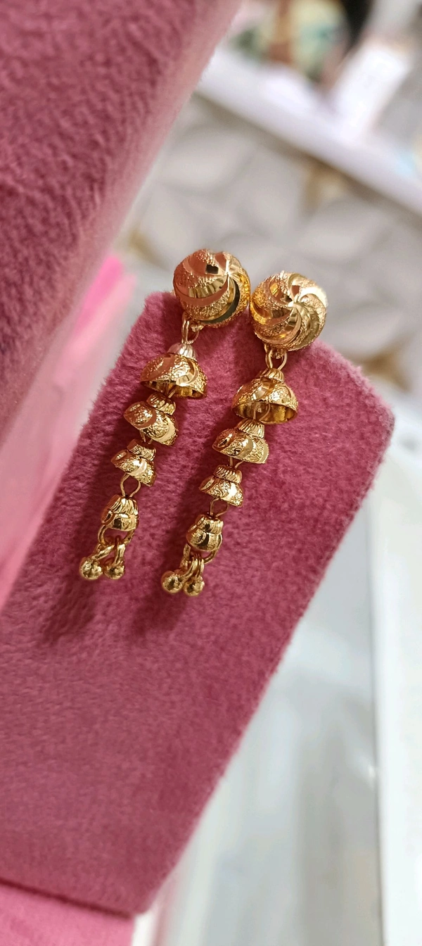 Simple Macro Earings 