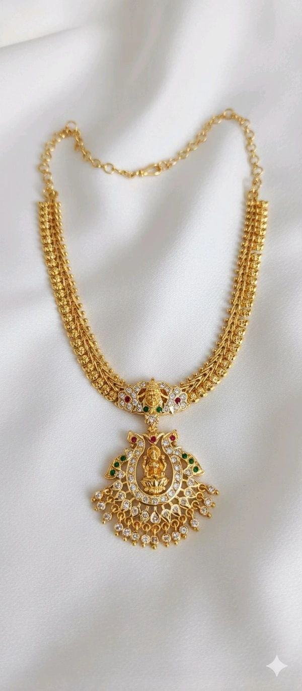 Lakshmi Gajiri Neck Set 