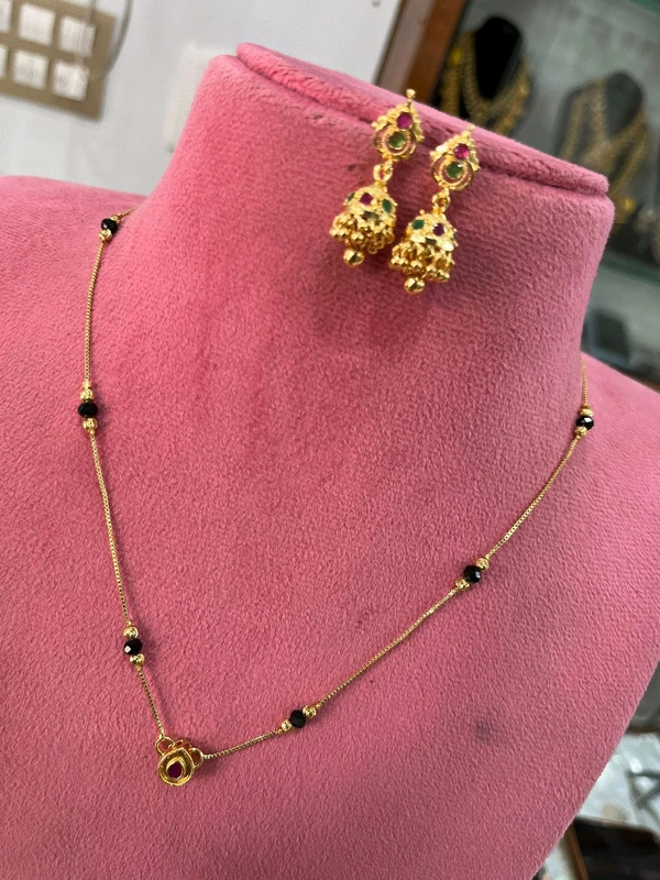 Combo Blackbeed With Earrings 