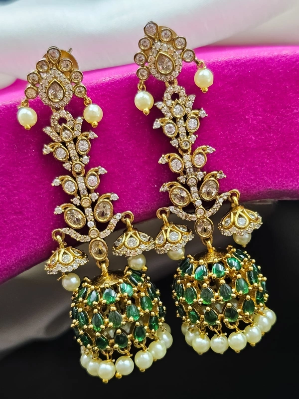 mehndi victor earings