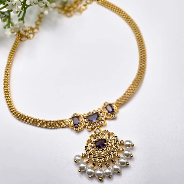 gold finish mini chocker