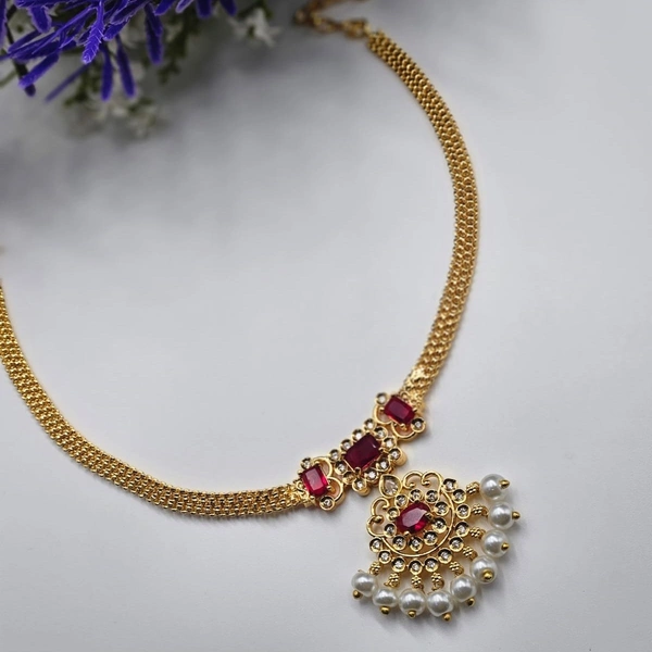 gold finish mini chocker