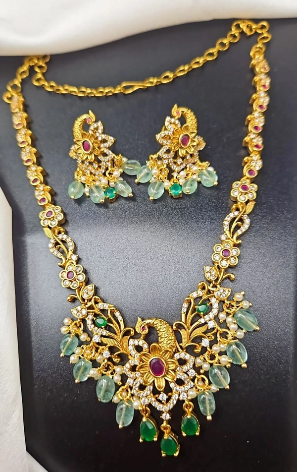 peacock neck set