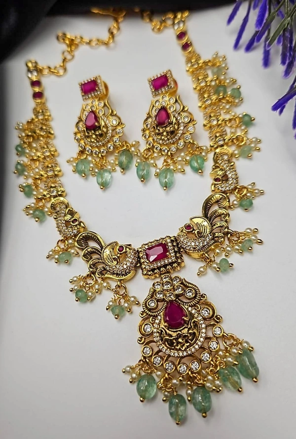 nakshi smiple neck set