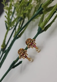 smiple pearl neck set