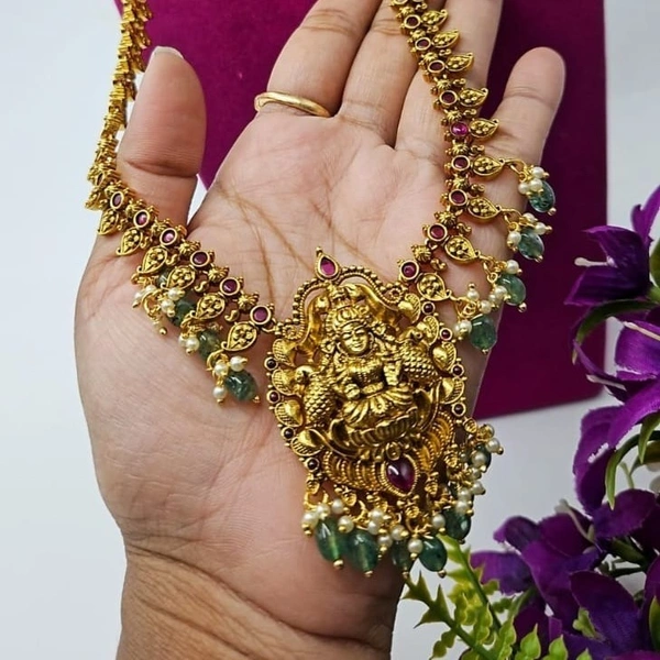 lakshmi long haram