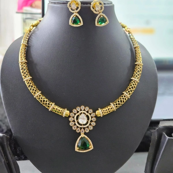 desiner kante neck set